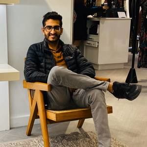 Meet your Posher, Vikas